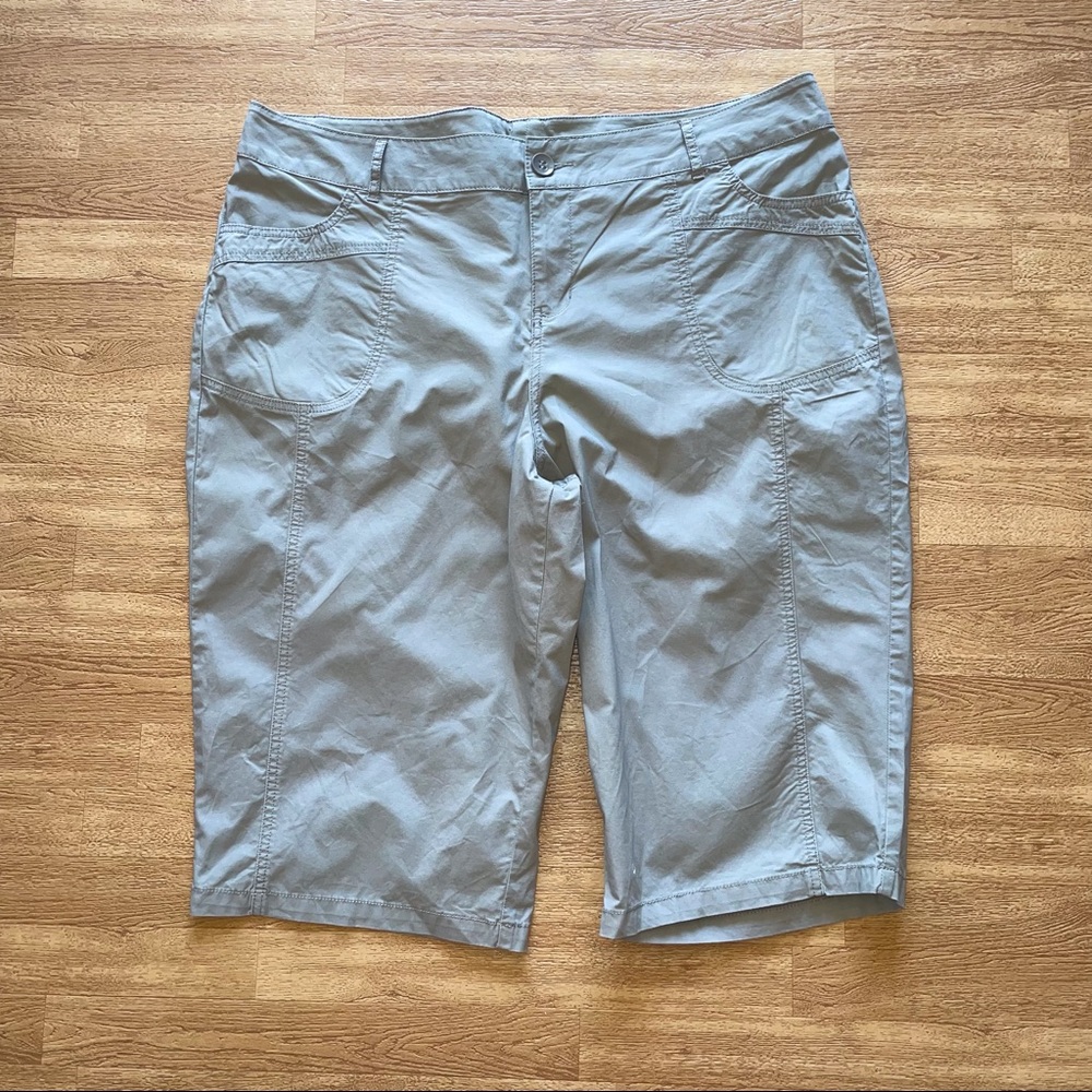 Lane Bryant capris